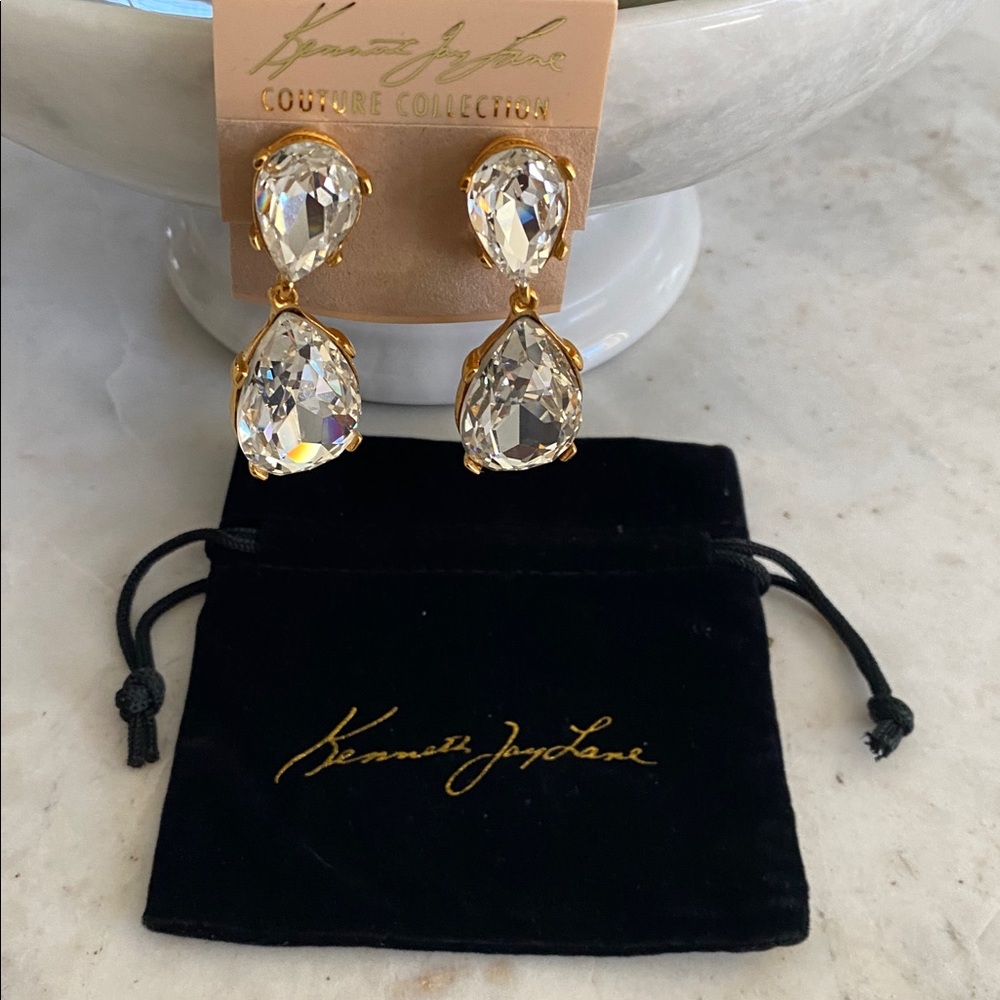 😍Kenneth Jay Lane Gold and Crystal Clip on TearDrop Earrings